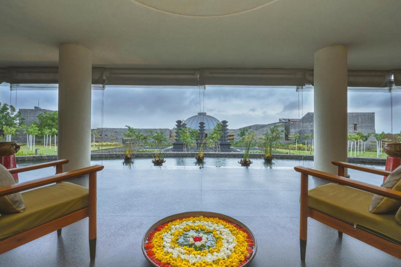 Viveda Wellness Resort Nashik Ngoại thất bức ảnh