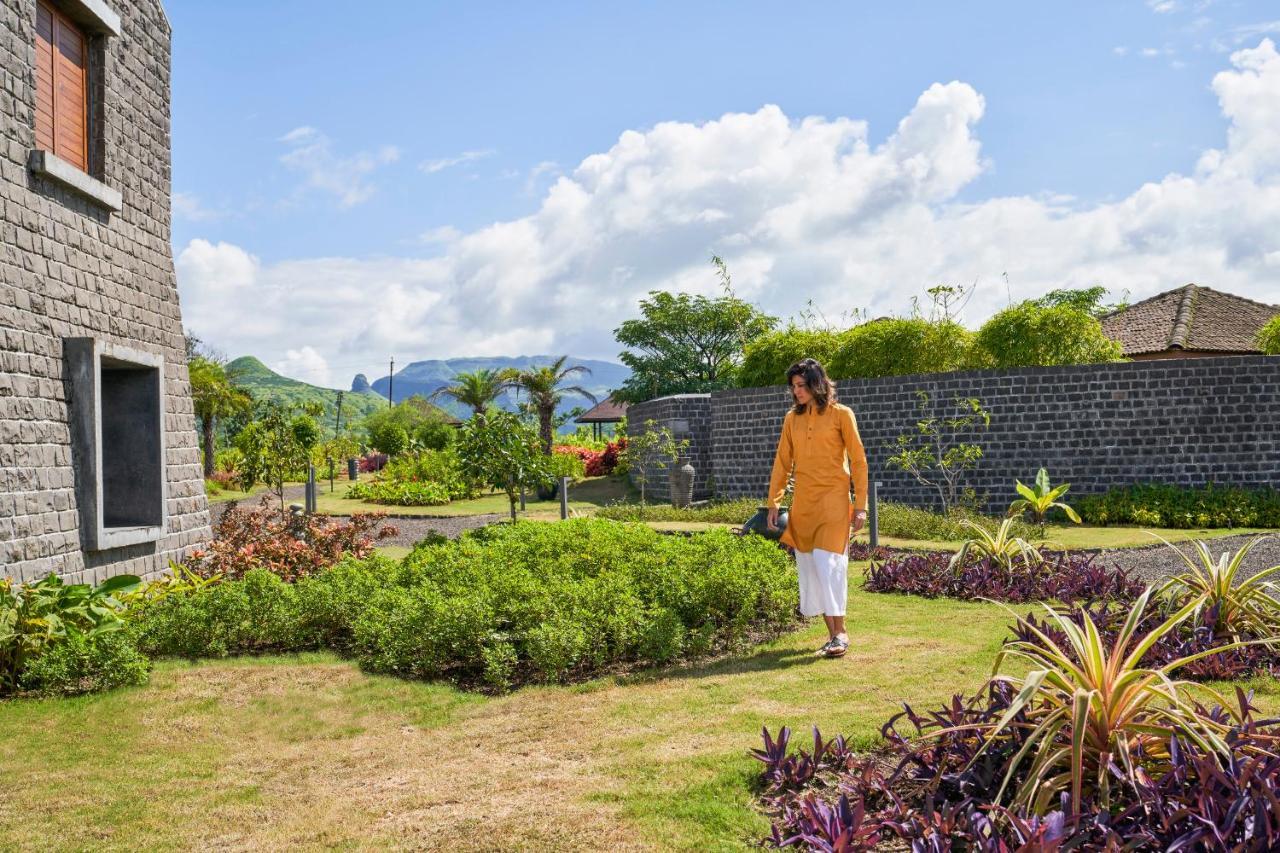 Viveda Wellness Resort Nashik Ngoại thất bức ảnh