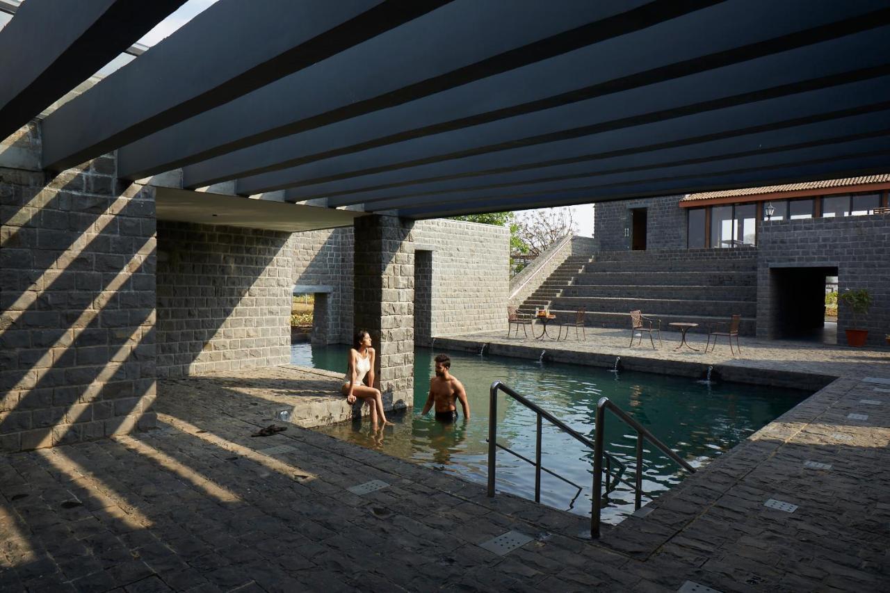 Viveda Wellness Resort Nashik Ngoại thất bức ảnh