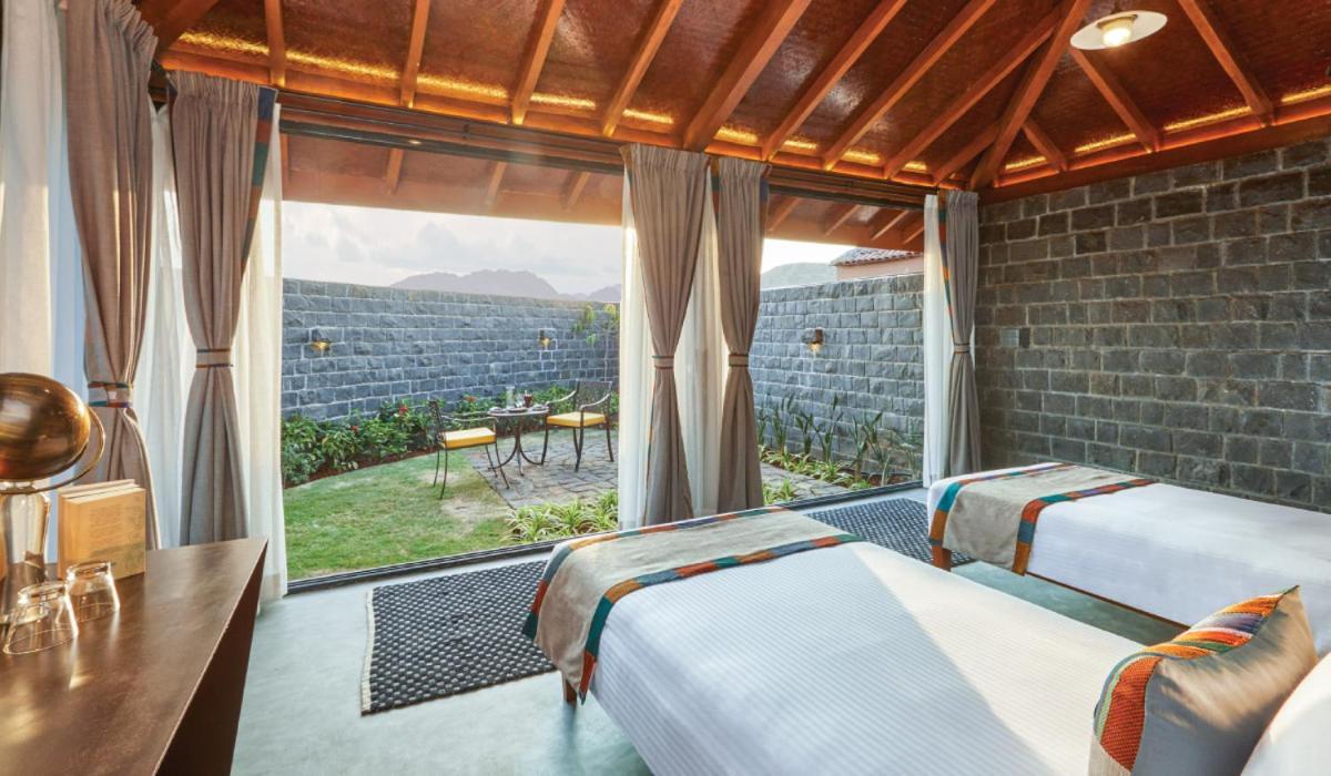 Viveda Wellness Resort Nashik Ngoại thất bức ảnh