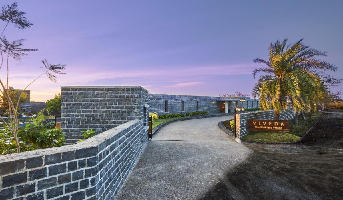 Viveda Wellness Resort Nashik Ngoại thất bức ảnh